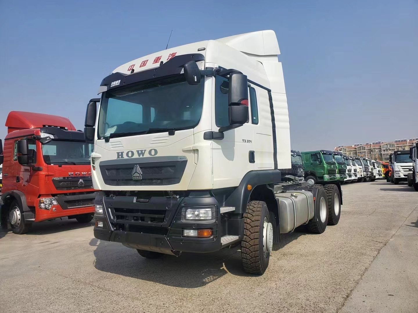 HOWO TX 6×4 Tractor